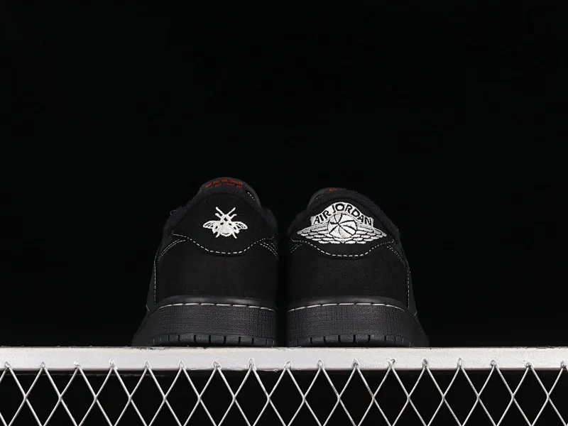 All Categories Air Jordan Jordan Series Basketball Shoes Air Jordan 1 Low Pure Original Version Travis Scott x Air Jordan 1 Low OG "Triple Black" AJ1 Joe 1 Black Warrior Overhook DM7866-001
